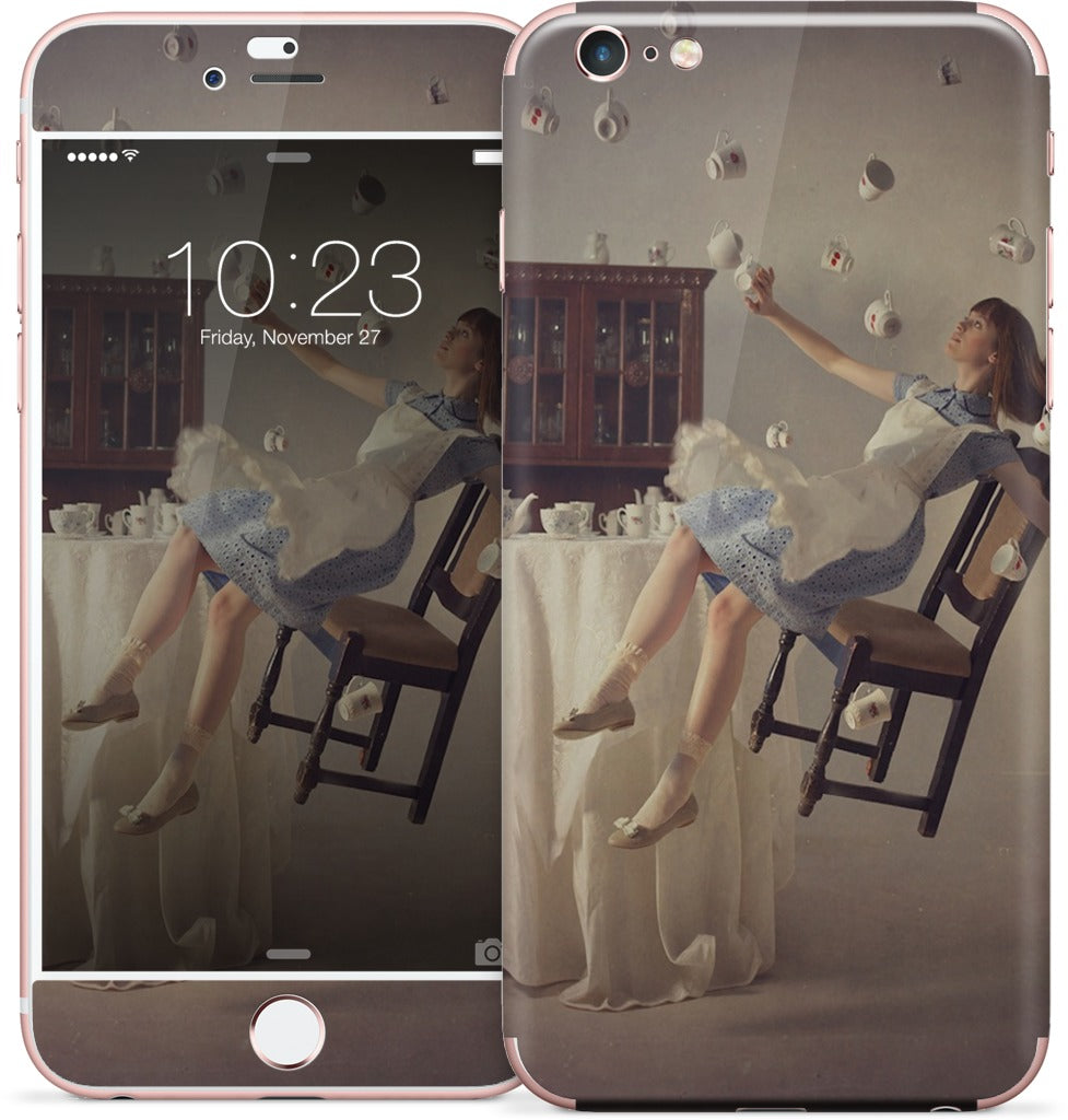 Alice's Five O'Clock Dream iPhone Skin